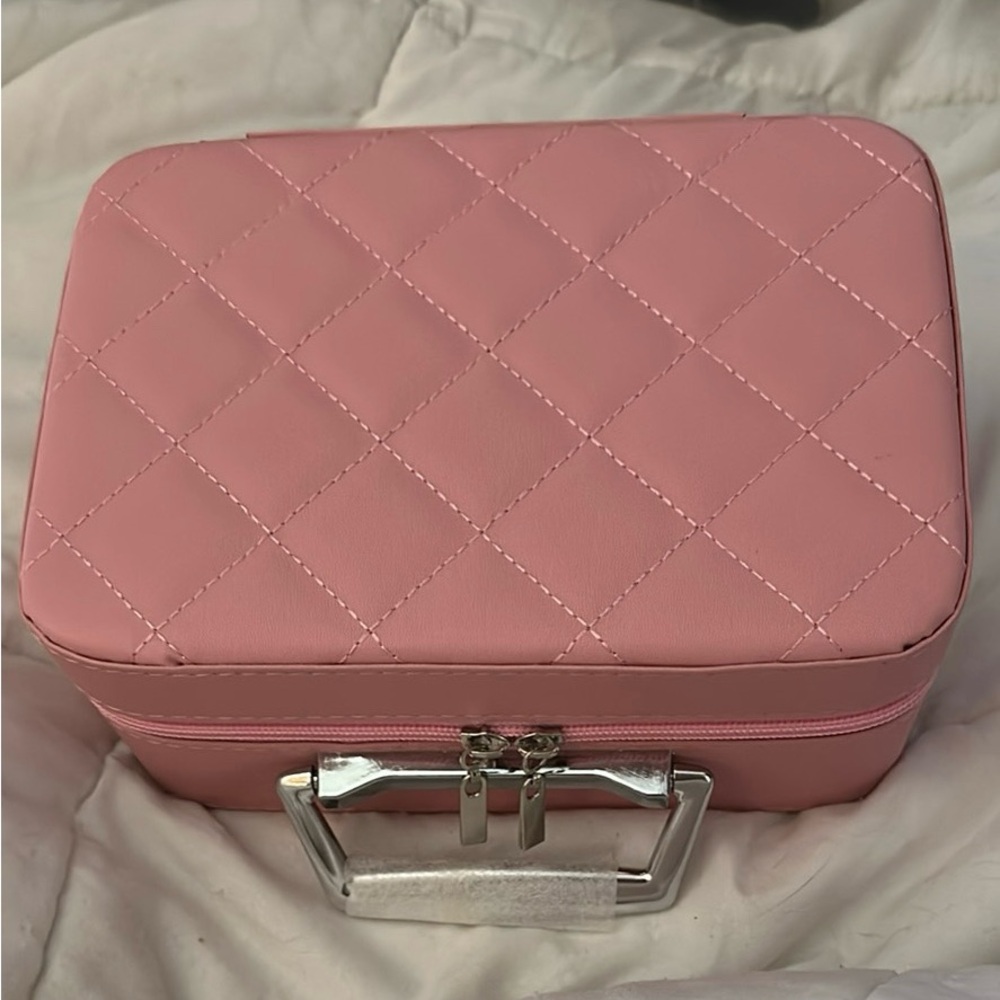 Elegant Pink Quilted Cosmetic Case